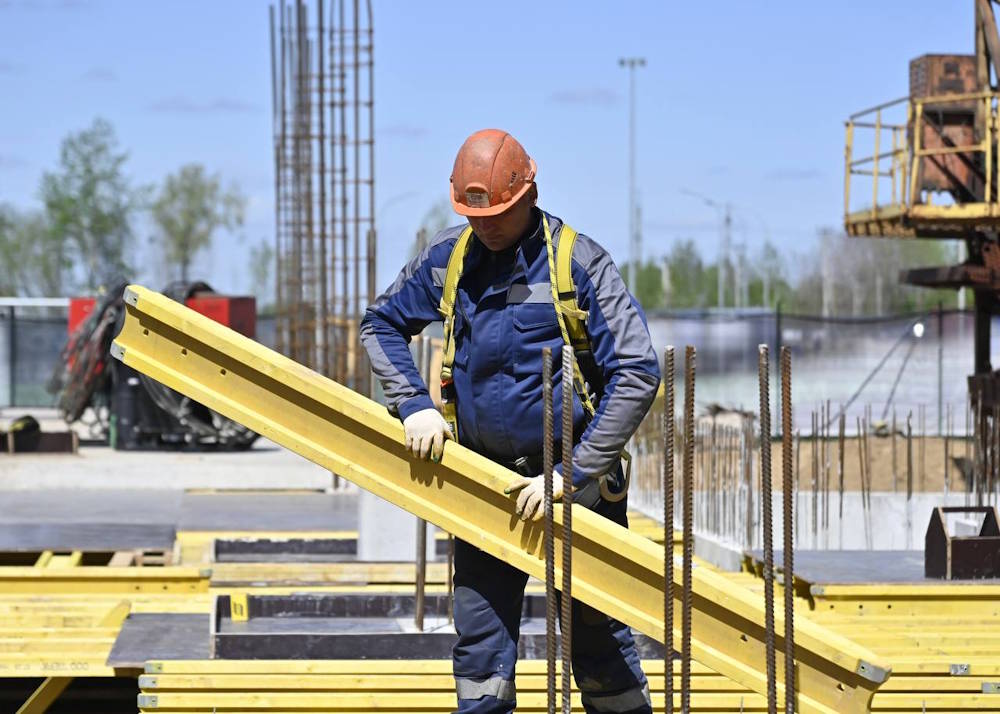 Строительство нового бассейна на Уинской идет с опережением графика