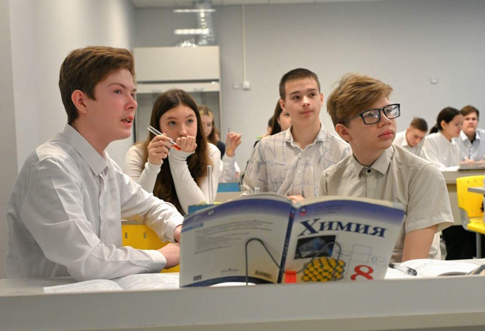 Пермские школы смогут заменить звонки патриотическими песнями